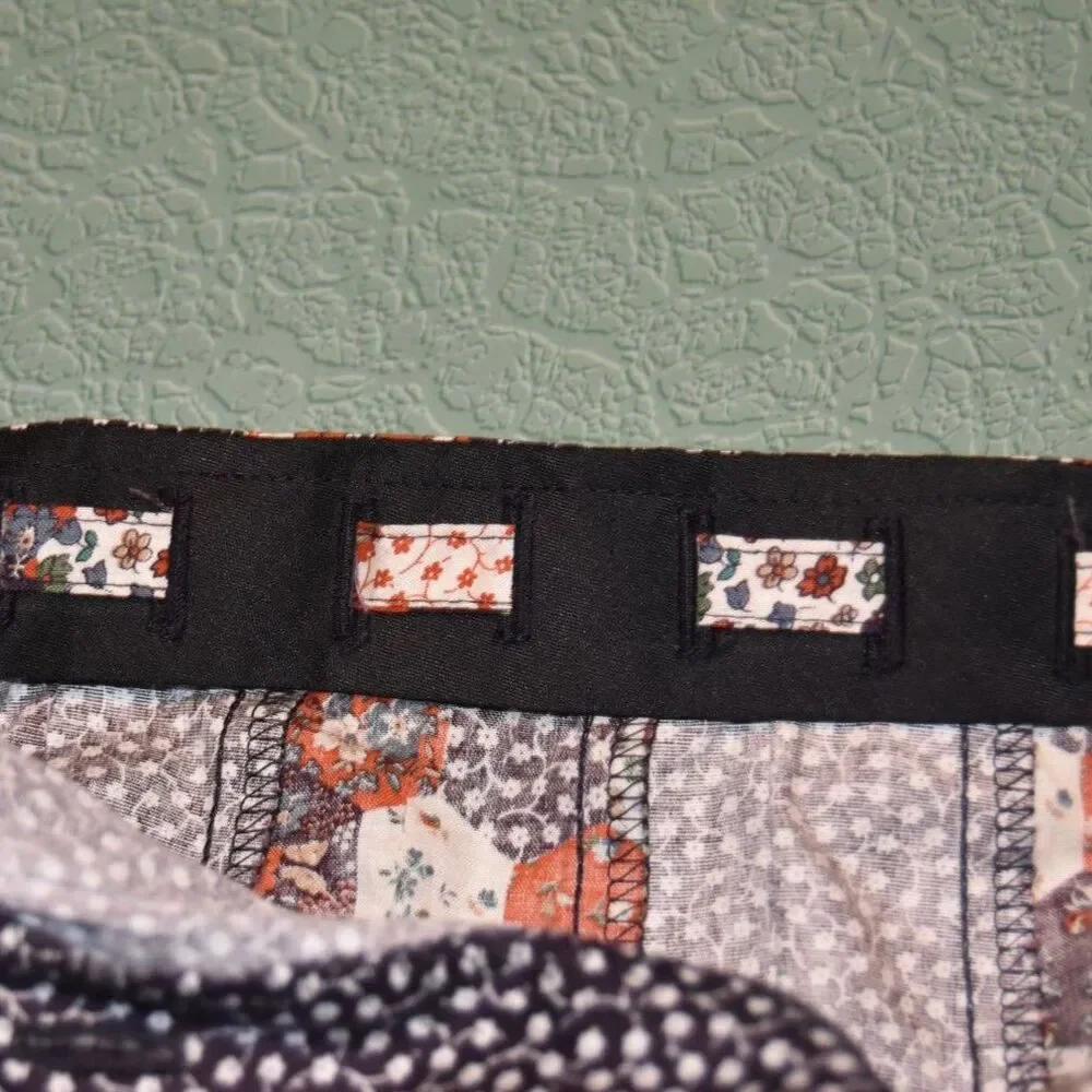 Vintage 1970s Mademoiselle Boho Prairie Skirt Patchwork Style Floral Size XS
